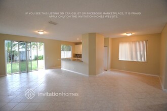 1658 Salerno Cir in Weston, FL - Building Photo - Building Photo