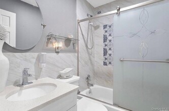 526 Linwood St in Brooklyn, NY - Building Photo - Building Photo