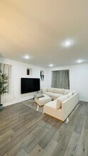 1501 Denny Wy in Des Plaines, IL - Building Photo - Building Photo