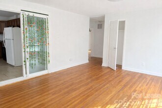 4131 Woodgreen Terrace in Charlotte, NC - Building Photo - Building Photo