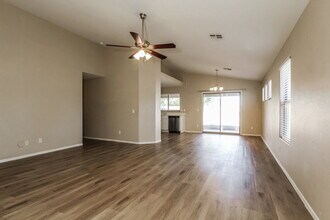 5116 W T Ryan Ln in Phoenix, AZ - Building Photo - Building Photo