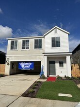 4417 Hampton Wy in Clovis, CA - Building Photo - Building Photo