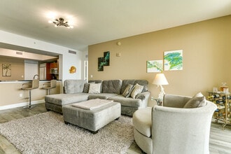 2942 Frierson St in Ft. Myers, FL - Building Photo - Building Photo