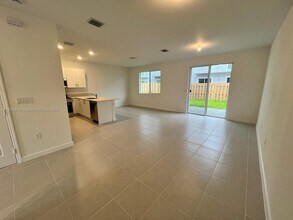 645 SE 14th Ct in Homestead, FL - Building Photo - Building Photo