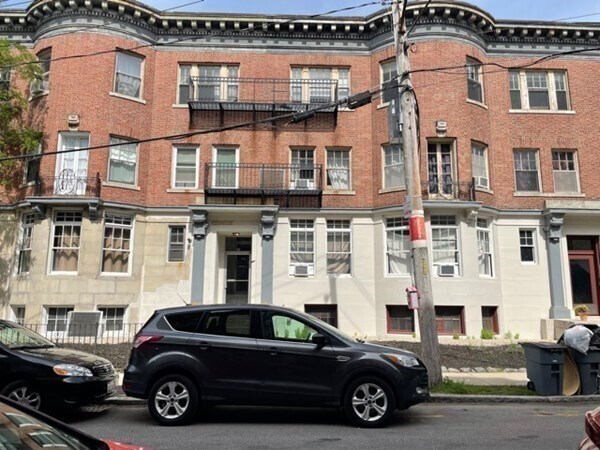 41 Strathmore Rd in Boston, MA - Building Photo