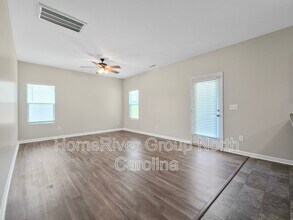 194 Zeigler Dr in Elon, NC - Building Photo - Building Photo