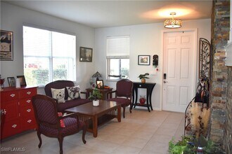 3424 Dandolo Cir in Cape Coral, FL - Building Photo - Building Photo
