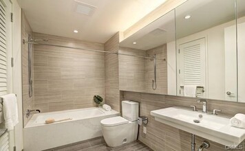 877 Francisco St, Unit 1005 in Los Angeles, CA - Building Photo - Building Photo