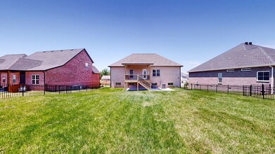 529 Foxglove Ln in Clarksville, TN - Building Photo - Building Photo