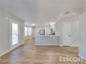 6915 Eastford Pl NW in Albuquerque, NM - Building Photo - Building Photo