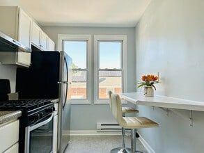 8421 Bergenline Ave, Unit 3 in North Bergen, NJ - Building Photo - Building Photo