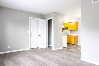 Valley View Apartments in Dickson, TN - Building Photo - Interior Photo