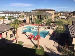 The Place at Santana Village in Peoria, AZ - Foto de edificio - Other