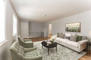 Pine Gardens in Freeport, NY - Building Photo