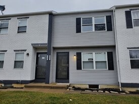 2551 Sandbury Blvd in Columbus, OH - Building Photo