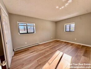 837 River St, Unit 1 in Boston, MA - Building Photo - Building Photo