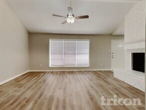 14218 Overbrook Ln in Houston, TX - Building Photo - Building Photo