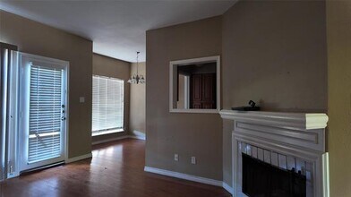 2405 Northlake Ct in Irving, TX - Building Photo - Building Photo
