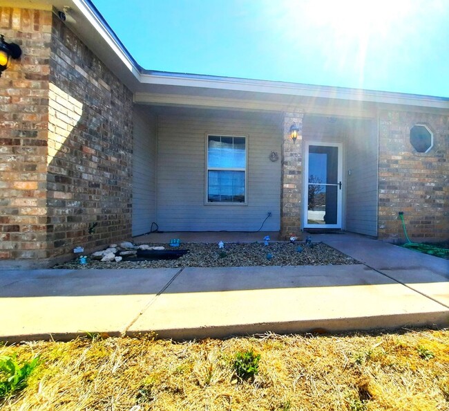 1306 Joseph Ln in San Angelo, TX - Building Photo - Building Photo