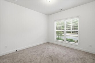 1450 Baygreen Rd in Suwanee, GA - Building Photo - Building Photo