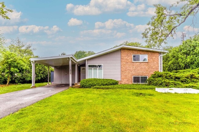 property at 826 Midway Rd
