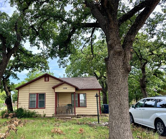 property at 1106 Greenlee St