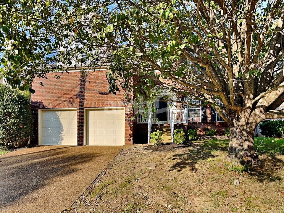 7041 Calderwood Dr in Cane Ridge, TN - Building Photo