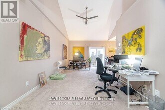 7 Glory Hill Rd in St Catharines, ON - Building Photo - Building Photo