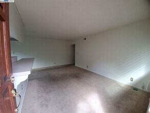 2255 Segundo Ct in Pleasanton, CA - Building Photo - Building Photo