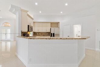 6543 NW 72nd Pl in Parkland, FL - Building Photo - Building Photo