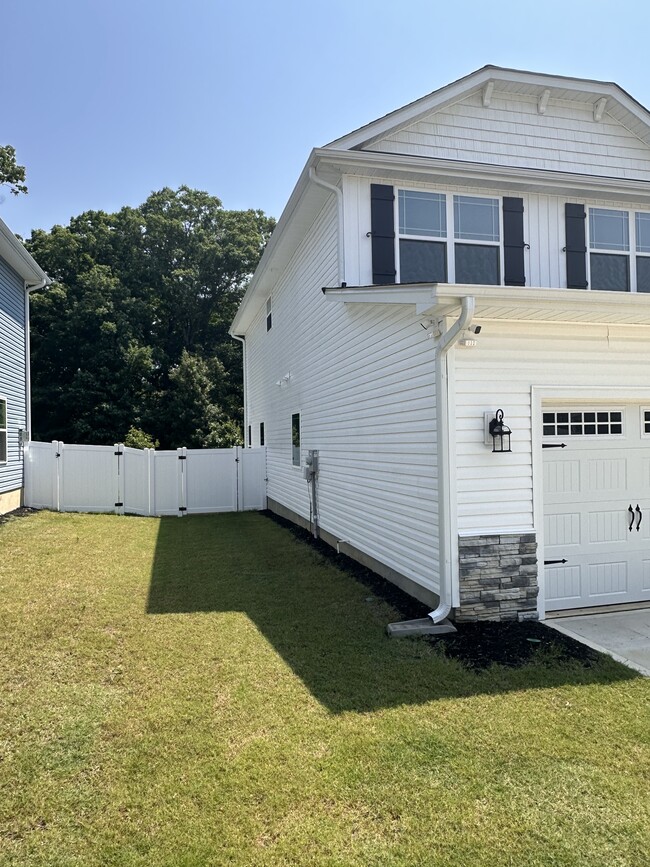 176 Southern Ests Dr in Sanford, NC - Building Photo - Building Photo