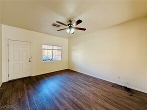 11156 S Abbeyfield Rose Dr in Henderson, NV - Building Photo - Building Photo