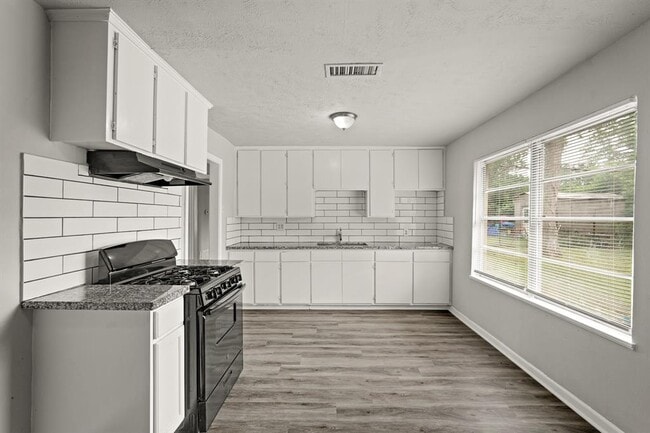 6314 Crestville St in Houston, TX - Building Photo - Building Photo