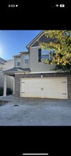 5881 San Gabriel Ln in Atlanta, GA - Building Photo - Building Photo