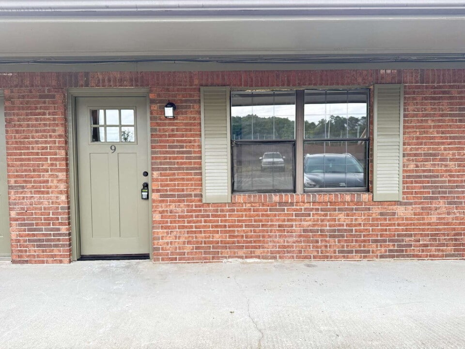 157 Panda Dr in Morristown, TN - Building Photo