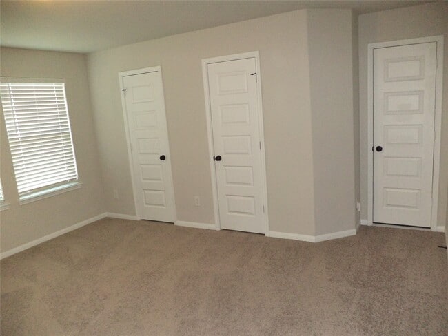 property at 18669 Blue Spruce Ln