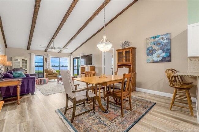 property at 3513 SE Sandpiper Ct