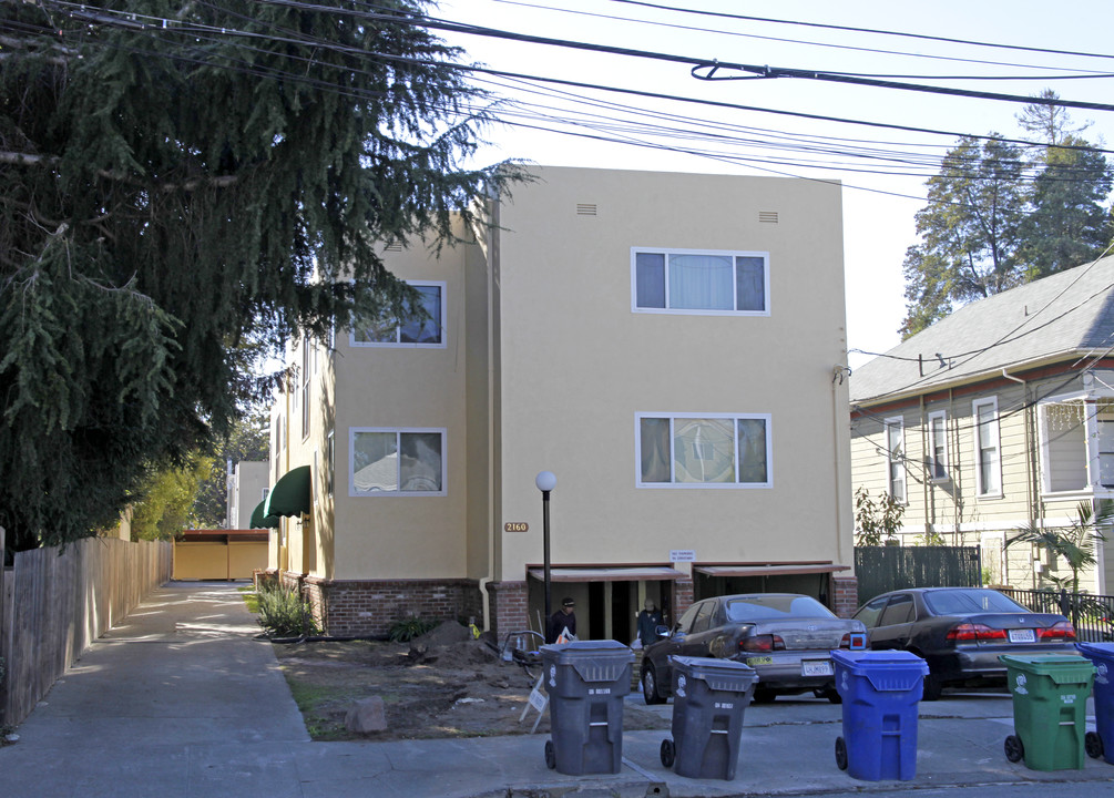 2160 Lincoln Ave in Alameda, CA - Building Photo