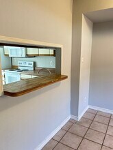 644 W Collins St in Denton, TX - Building Photo - Building Photo