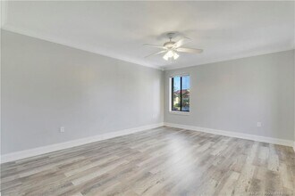 5323 SE Miles Grant Rd in Stuart, FL - Building Photo - Building Photo