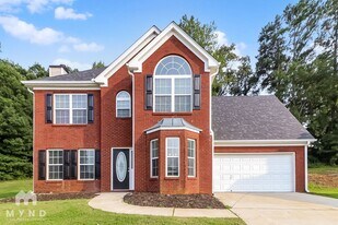 203 Peachtree Glen Dr in Ellenwood, GA - Building Photo