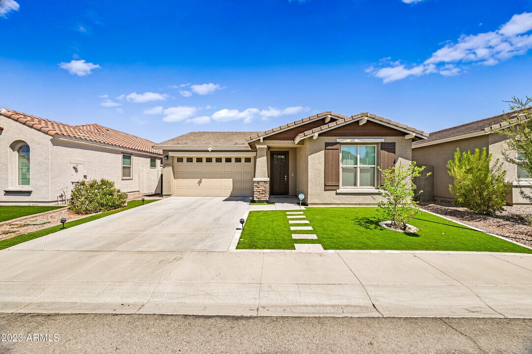 20819 N 40th Dr in Glendale, AZ - Building Photo