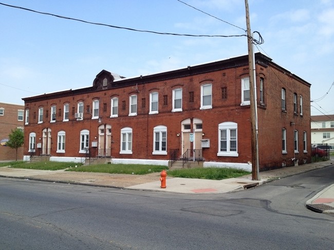 4041 Haverford Ave in Philadelphia, PA - Foto de edificio - Building Photo