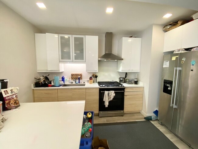 113 Hillside St, Unit 1