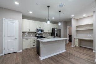 Newera Apartments in Hewitt, TX - Building Photo