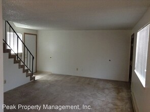 445 SW Elm Rd in Estacada, OR - Building Photo - Building Photo