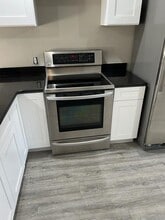 5755 Woodhall St in Detroit, MI - Building Photo - Building Photo