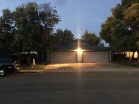 1180 Wilma Dr in Hollister, CA - Building Photo