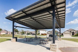 1601 Parlier St in McKinney, TX - Building Photo - Building Photo