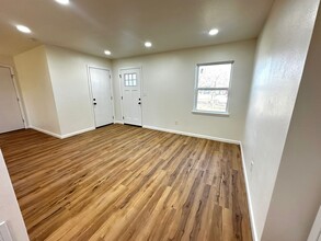 2006 San Francisco Dr in Dallas, TX - Building Photo - Building Photo